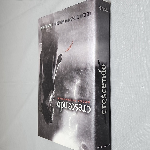 Becca Fitzpatrick, Crescendo - Picture 4 of 6